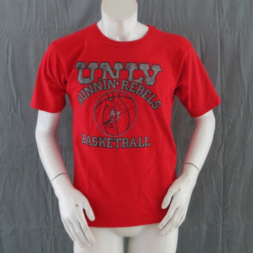 UNLV Running Rebels Shirt by Starter - UNLV Basketball - Men's Large